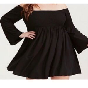 Torrid Black Mini Dress w/Bell Sleeves-Great Condition-4x